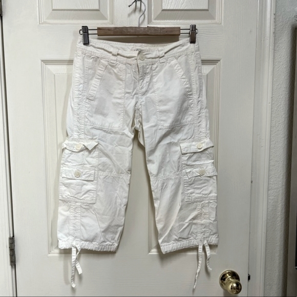LOFT Off White Capris - Picture 2 of 3